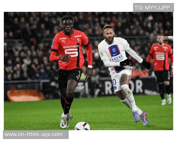 巴黎圣日耳曼迎战亚眠球队争夺法甲联赛重要积分之战 巴黎圣日耳曼迎战亚眠球队争夺法甲联赛重要积分之战