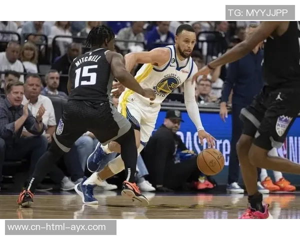 勇士与太阳的激烈对决揭示季后赛争夺战的关键因素与精彩瞬间